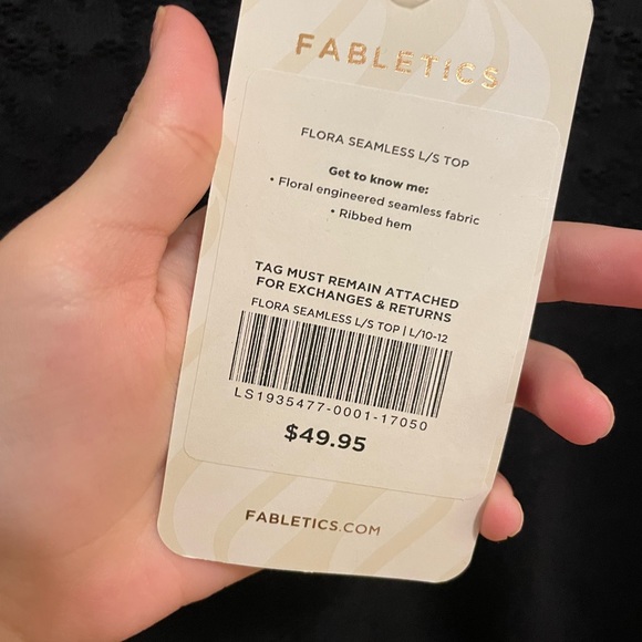 Fabletics top - Picture 2 of 4